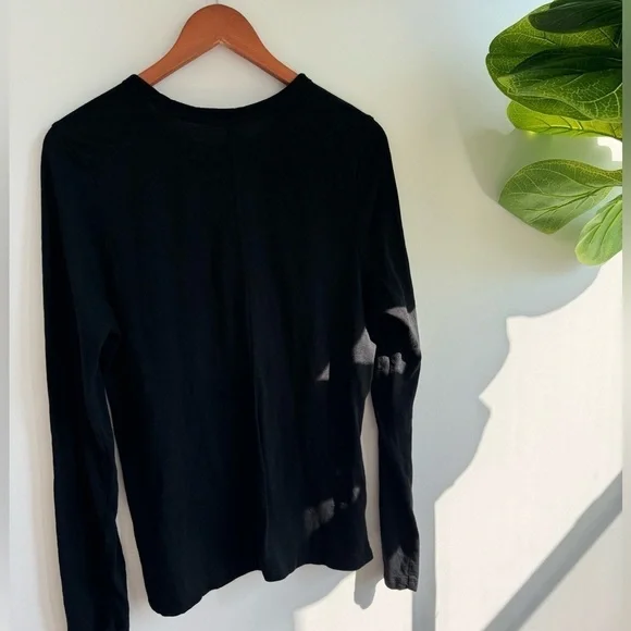 Set of 2 Banana Republic Women’s Long Sleeve Shirts Size XL - Picture 3 of 7